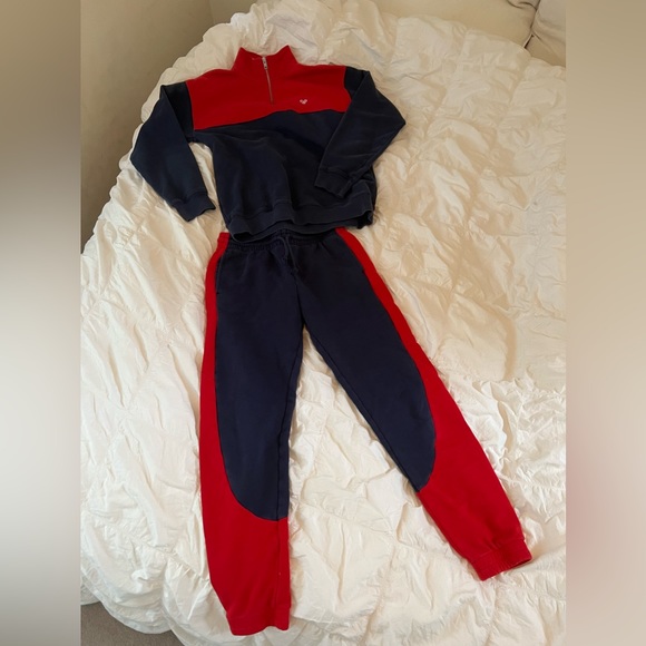 Aritzia Tracksuit in Navy/Red - Great condition - Picture 2 of 3